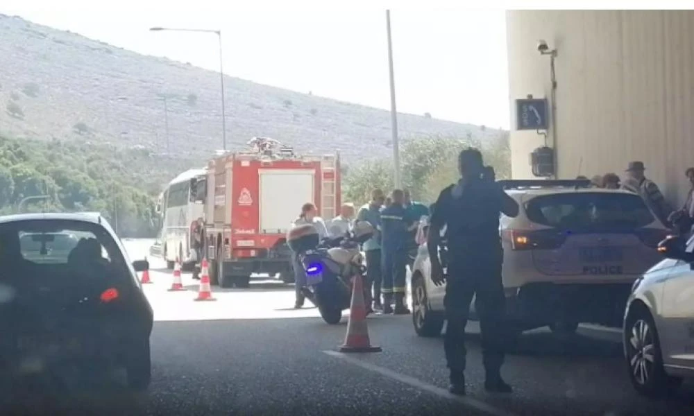 Ηγουμενίτσα: Φωτιά σε τουριστικό λεωφορείο με 51 επιβάτες
